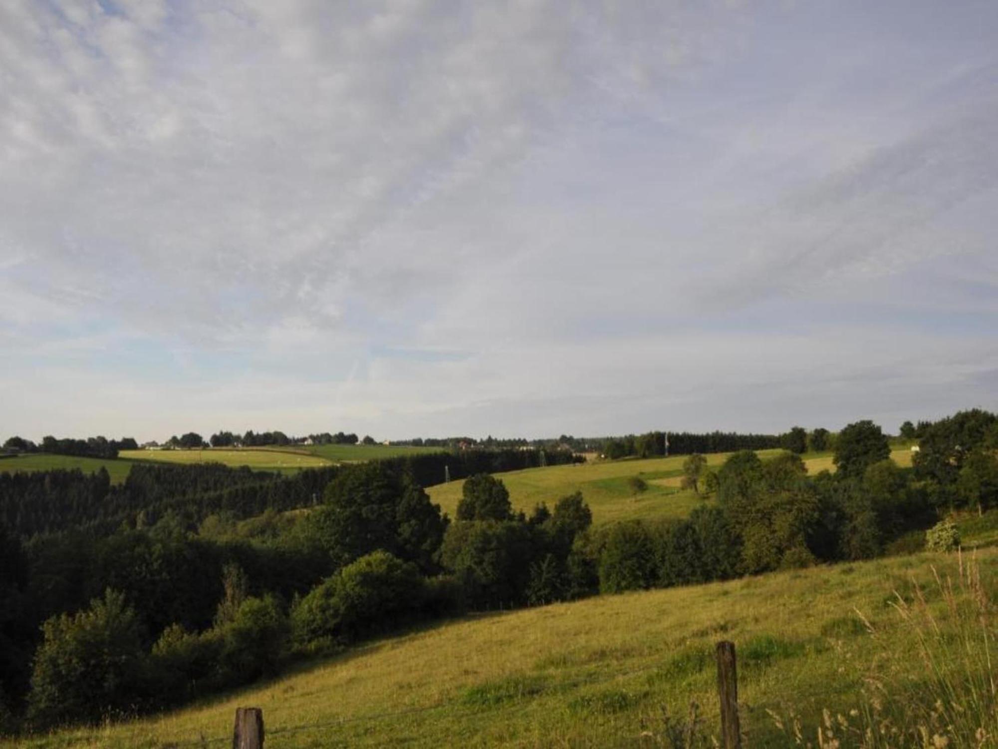 Holiday Home With Garden In Hellenthal Eifel ภายนอก รูปภาพ