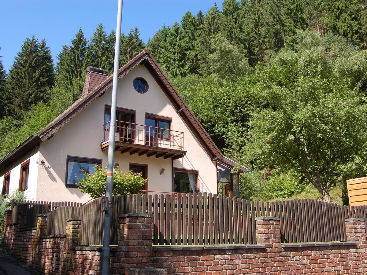 Holiday Home With Garden In Hellenthal Eifel ภายนอก รูปภาพ